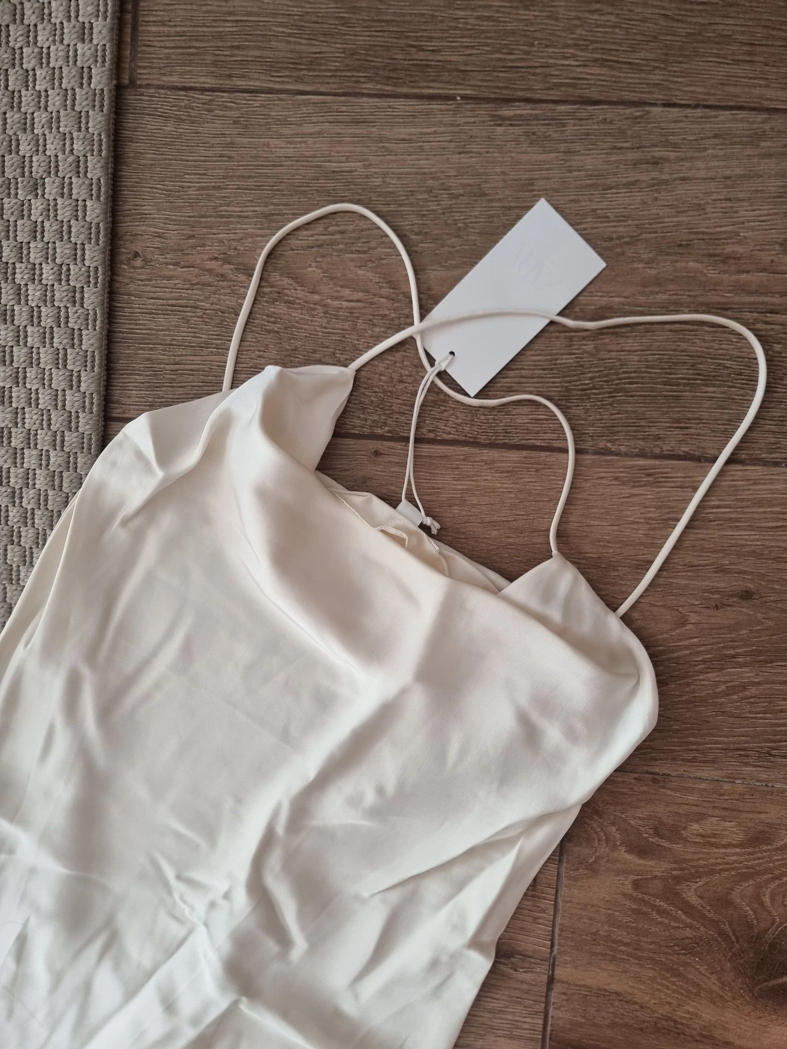 Robe satinée – photo 4